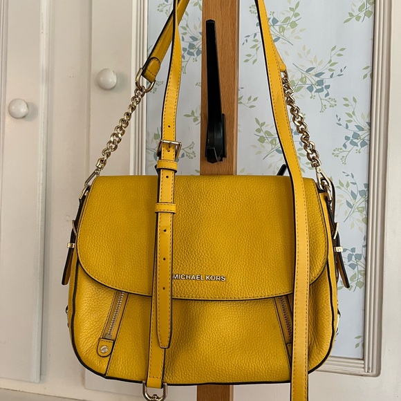 Michael Kors Bright Yellow Pebbled Leather Shoulder Bag - Picture 13 of 15
